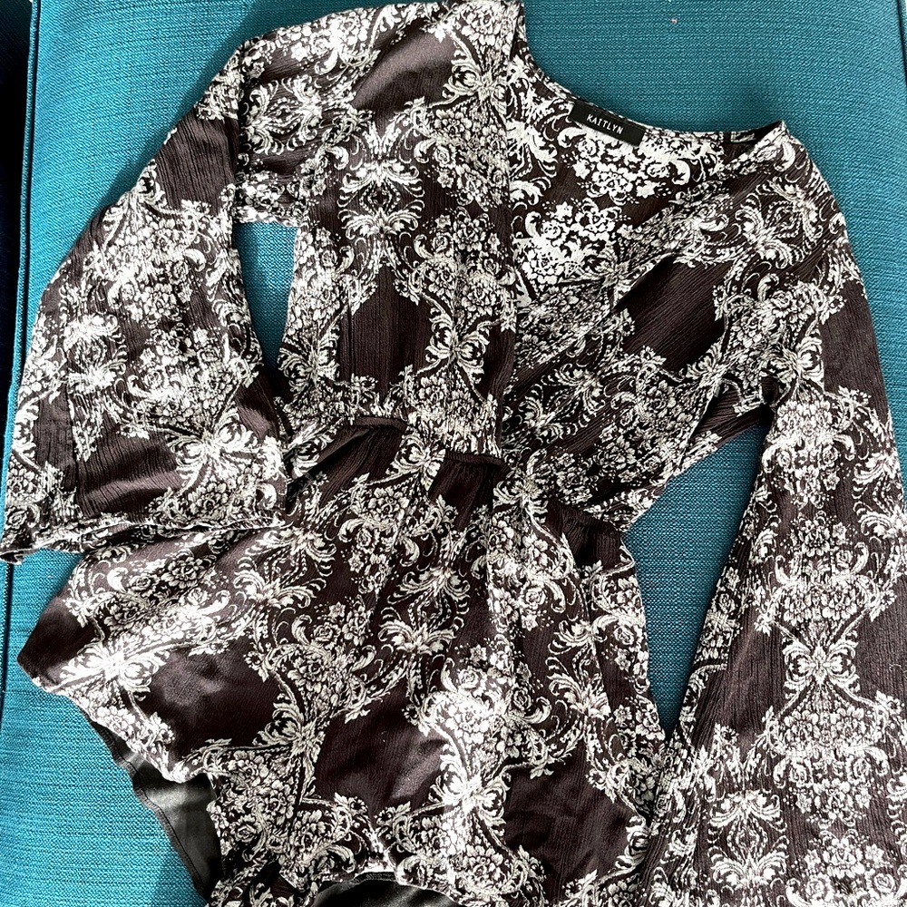 Long Sleeve Black Pattern Kaitlyn Romper
